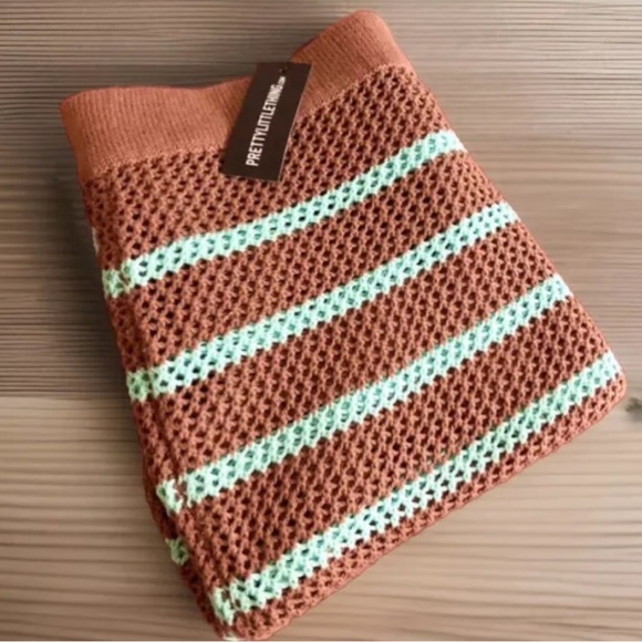 PrettyLittleThing 2-Pc Mocha/Teal Stripe Crochet Knit Maxi Skirt & Halter Top - Picture 10 of 11